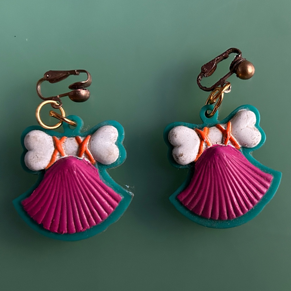 Colorful Flintstone-style “Bone and Shell” Clip Earrings